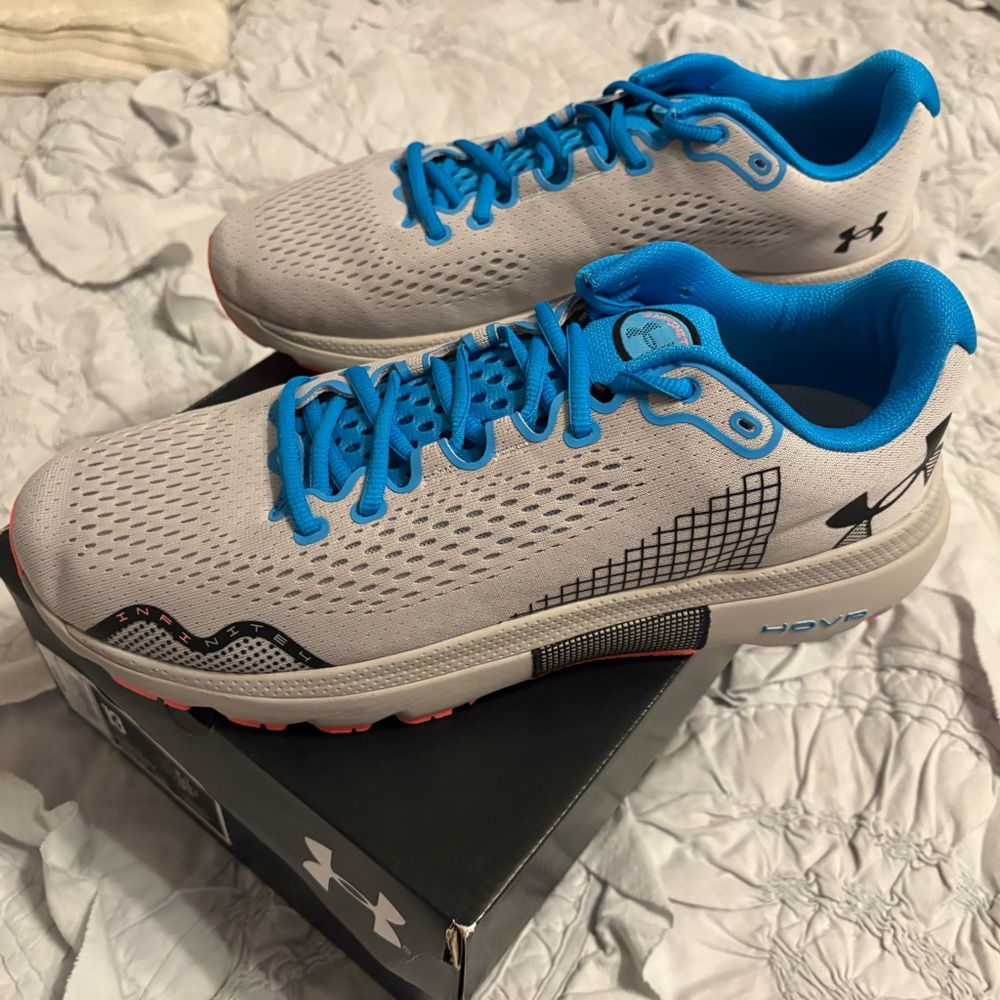 Men’s Under Armour Running Shoes Size 13 - Picture 1 of 3